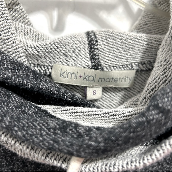 Kimi and Kai Maternity Active Asymmetrical Zip Sweatshirt Hoodie - Picture 6 of 10